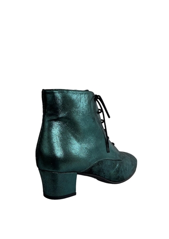 Grøn metallisk kort støvle med høj hæl fra Nordic ShoePeople